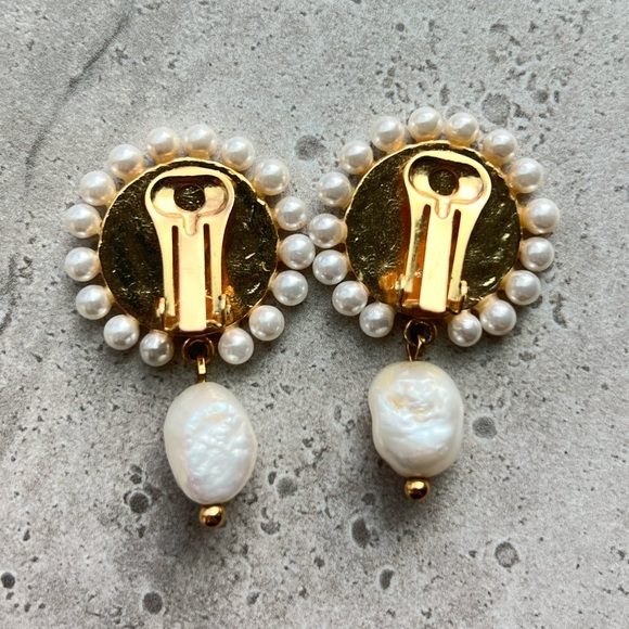 Nicolao Earrings Éliou - pearls - gold - Clip - Picture 3 of 5
